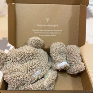 Hat and mittens set 7am Enfant